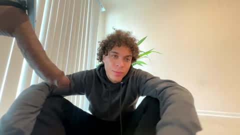 shurthingxx online show from 02-24-25, 03:20