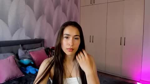 Mika online show from 09-15-25, 07:30