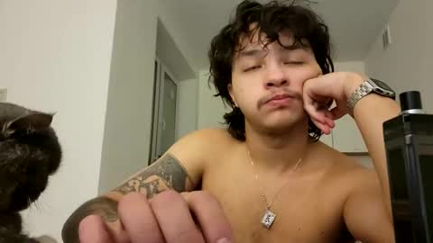 your shy boy online show from 01-10-25, 02:55