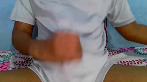 Snapshot of shy_eyes_ chatting on 02-23-25, 07:00 shyeyes online show from 02-23-25, 07:00