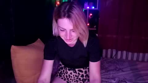 shy_girl80 online show from 11-02-25, 10:12