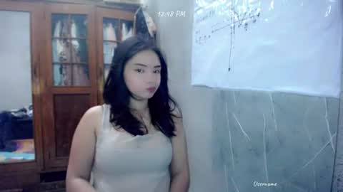 shy_innocent_girl online show from 06-16-26, 04:48