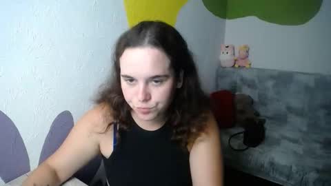 shy_lil online show from 09-10-25, 12:16