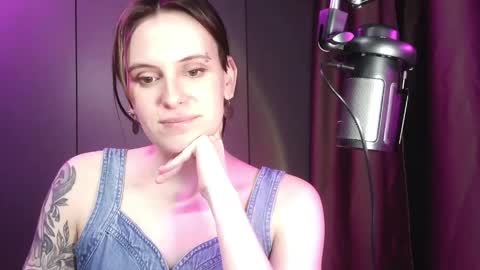 Snapshot of shy_miracle chatting on 04-29-26, 05:30 shy_miracle online show from 04-29-26, 05:30