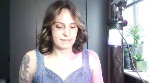 Snapshot of shy_miracle chatting on 05-04-26, 01:51 shy_miracle online show from 05-04-26, 01:51