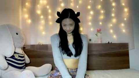 shy_pink_doll online show from 05-22-26, 03:39