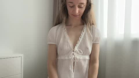 Snapshot of shy_schoolgirl_ chatting on 05-20-26, 08:20 shy_schoolgirl_ online show from 05-20-26, 08:20