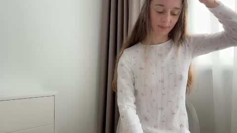 Snapshot of shy_schoolgirl_ chatting on 05-30-26, 09:28 shy_schoolgirl_ online show from 05-30-26, 09:28