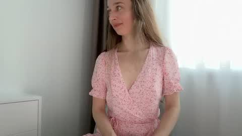 shy_schoolgirl_ online show from 06-14-26, 06:21