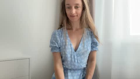 shy_schoolgirl_ online show from 07-04-26, 08:53