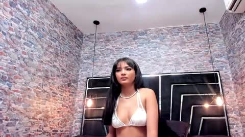 ELENA  online show from 05-16-26, 07:34