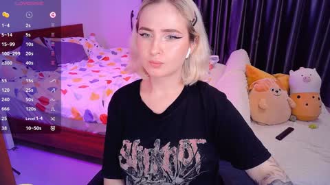 Effie online show from 12-14-24, 08:08