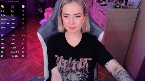 Effie online show from 01-23-25, 06:45