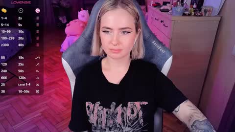 Effie online show from 01-24-25, 10:41