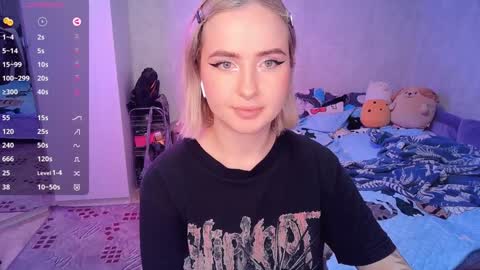 Effie online show from 02-06-25, 12:33