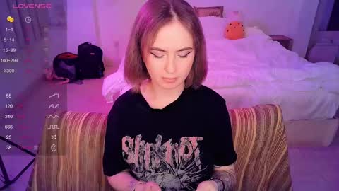 Effie online show from 02-23-25, 01:42