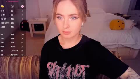 Effie online show from 03-03-25, 12:37