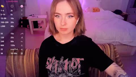 Effie online show from 03-04-25, 03:48