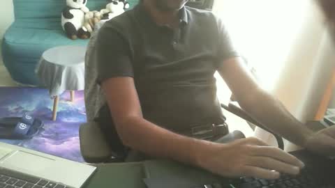 shyfrenchcock online show from 06-05-26, 07:47