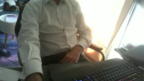 shyfrenchcock online show from 06-15-26, 08:38