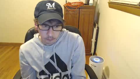 shyguy19755 online show from 01-19-25, 03:39