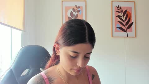 Snapshot of shylittlebunny chatting on 05-12-26, 03:09 shylittlebunny online show from 05-12-26, 03:09