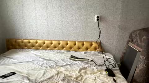 Tom and Betty online show from 02-24-25, 10:15