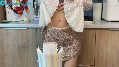 Aurora online show from 04-25-26, 06:27