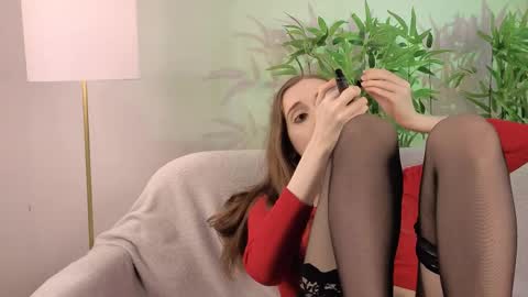 Snapshot of sia_see_you chatting on 05-24-26, 07:46 sia_see_you online show from 05-24-26, 07:46