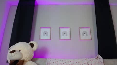 Sia online show from 01-06-26, 10:01