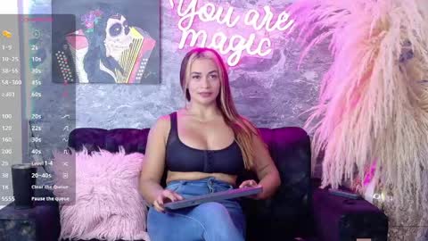 siamarlin online show from 05-12-26, 09:01