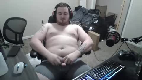 Snapshot of sideswitch chatting on 02-28-26, 12:11 sideswitch online show from 02-28-26, 12:11