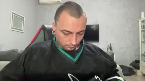 Snapshot of sidvicious23cm chatting on 01-14-26, 07:30 sidvicious23cm online show from 01-14-26, 07:30