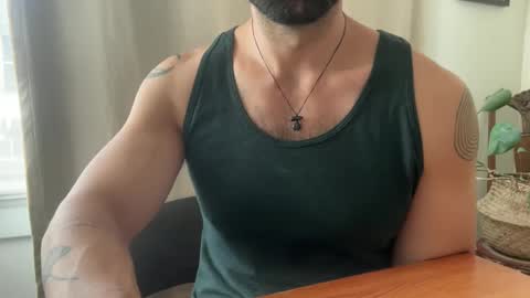 Snapshot of sie273 chatting on 12-14-24, 09:45 sie273 online show from 12-14-24, 09:45