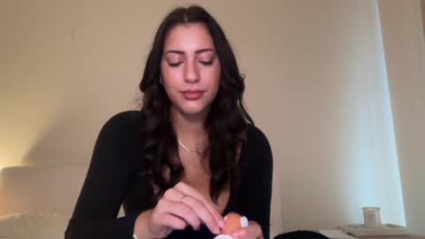 Snapshot of sieena chatting on 05-25-26, 10:05 Siena online show from 05-25-26, 10:05
