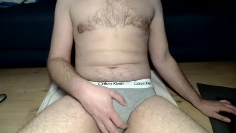 Snapshot of siegen81 chatting on 02-04-25, 07:44 siegen81 online show from 02-04-25, 07:44