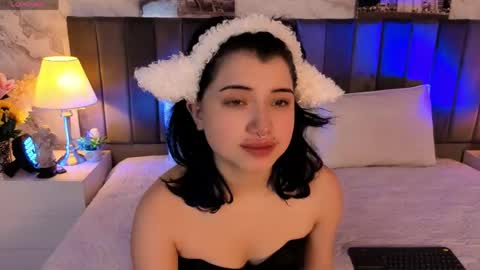Snapshot of sienna_desiree chatting on 05-07-26, 12:54 Sienna Desieree online show from 05-07-26, 12:54