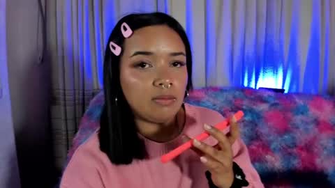 sienna_lux01 online show from 06-05-26, 03:02
