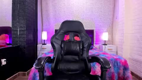 sienna_lux01 online show from 07-07-26, 06:47
