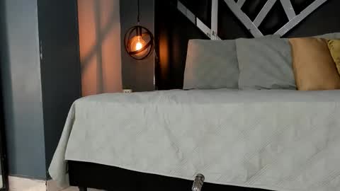 Keira online show from 09-28-25, 11:26