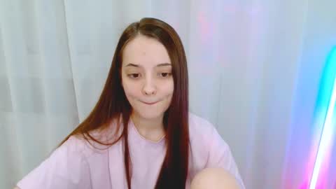 Snapshot of siennamia chatting on 05-18-26, 05:52 Sienna Mia online show from 05-18-26, 05:52