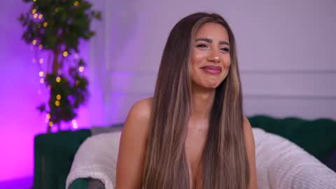 Sienna online show from 06-07-26, 11:36