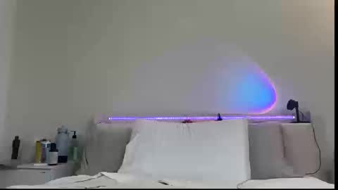 Snapshot of siensky chatting on 03-19-26, 10:14 Sienna online show from 03-19-26, 10:14