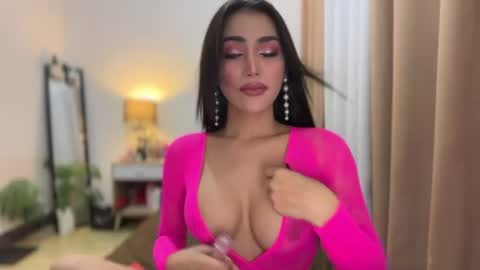 MISS YSABELLE online show from 07-14-26, 10:09