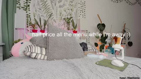 Snapshot of sierra_diamond chatting on 01-04-25, 03:49 Si online show from 01-04-25, 03:49