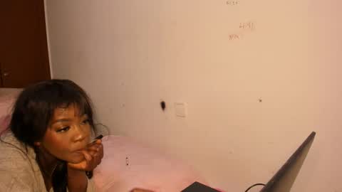 sierra_violet online show from 03-25-26, 07:53