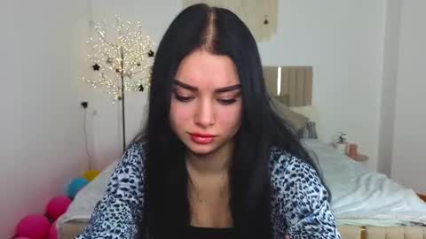  Silena online show from 01-18-26, 01:59