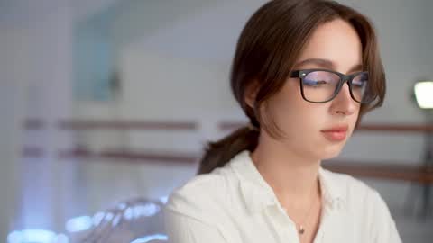 Chilli online show from 12-29-24, 10:34