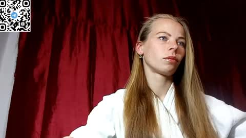 JULIANA online show from 04-19-26, 09:50