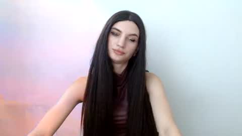 Snapshot of silkkisss chatting on 07-28-26, 04:39 Camilla online show from 07-28-26, 04:39